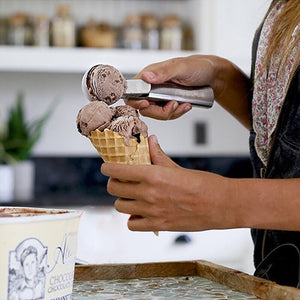1 Pcs 7 Inches Stainless Steel Ice Cream Scoop Frozen Yogurt Dough Ice Cream Spoon Tools