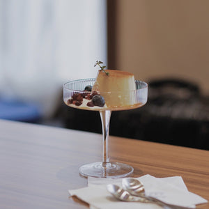 Nodic Style Dessert Cup Simple Cocktail Glass Goblet Dessert Cup Glass Ice Cream Bowl Cold Dish Bowls Glass Water Bottle Hot